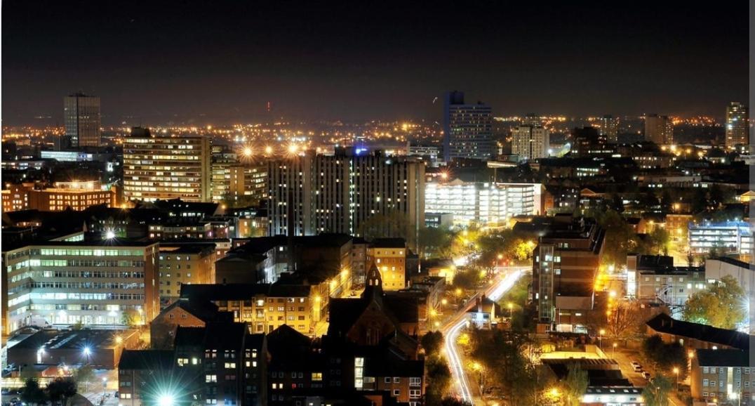 Shm Stays Leicester. Newly Renovated!! 15 Min Drive From City Centre, University. 9 Min Drive To Leicester City Stadium, 5 Min Drive To M1 & M69. 2 Min Walk To Bus Stop. Eksteriør billede